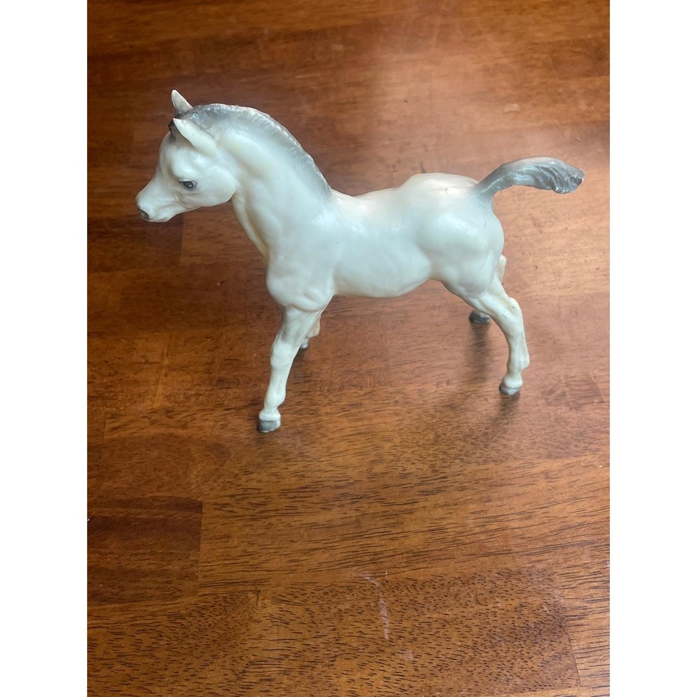 Breyer Vintage Proud Arabian Foal Model #218 Horse Alabaster Grey Shading 6in - Picture 5 of 8
